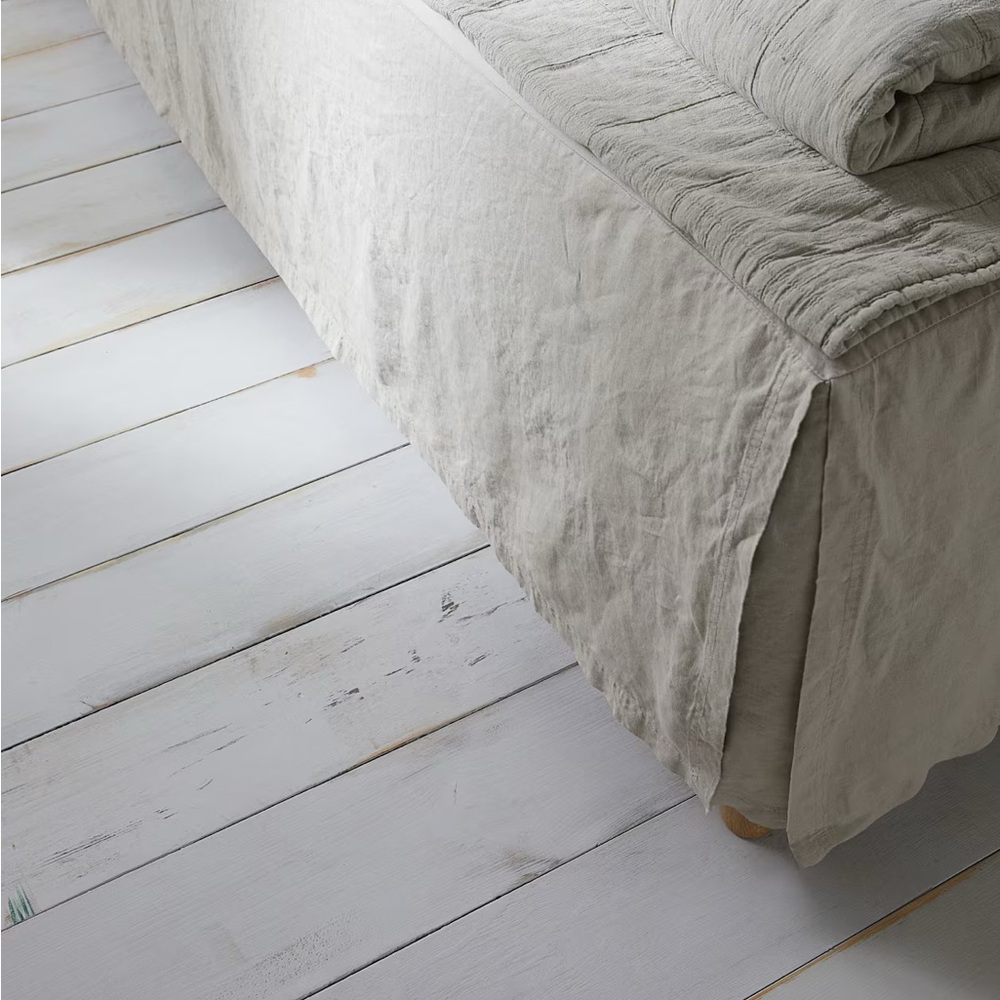 H&M Washed Linen Bedskirt - Twin / Beige